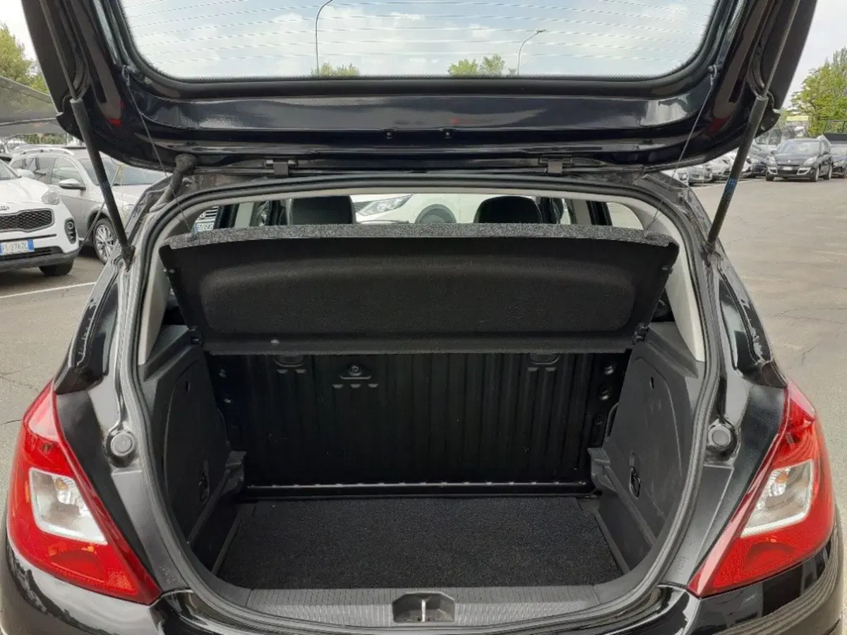 Opel Corsa usata a Modena (8)