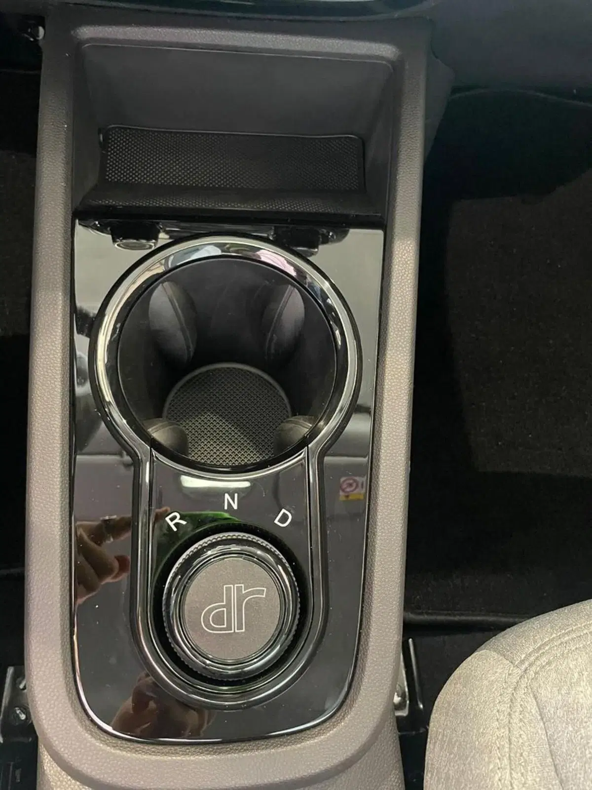 Dr dr 1.0 EV nuova a Modena (11)