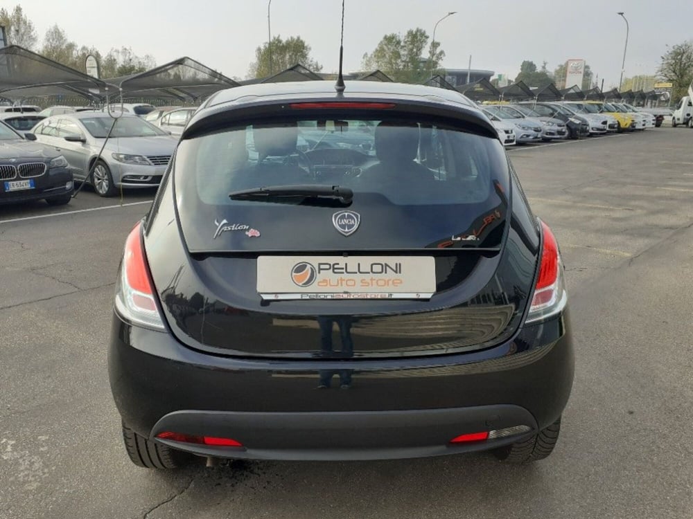 Lancia Ypsilon usata a Modena (5)