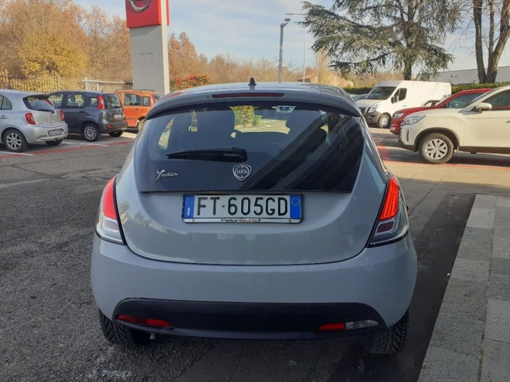 Lancia Ypsilon usata a Modena (5)