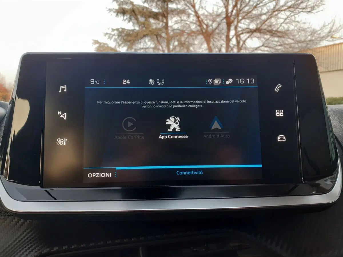Peugeot 208 usata a Modena (12)
