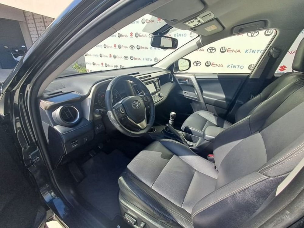 Toyota Rav4 usata a Cagliari (14)