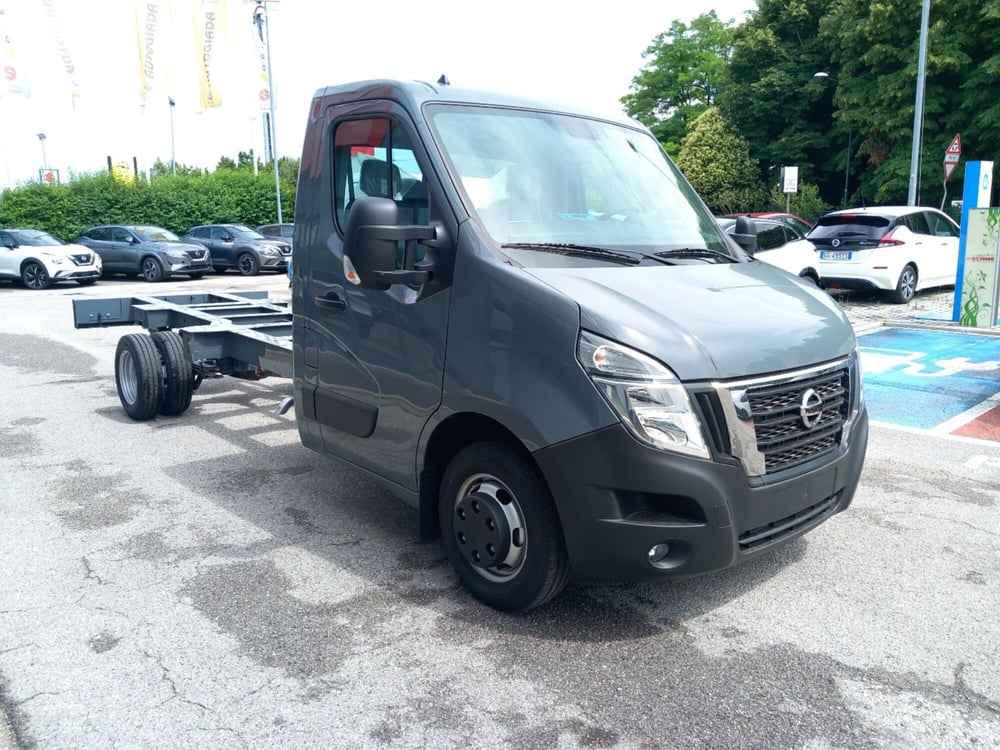 Nissan Interstar Telaio nuova a Venezia (5)