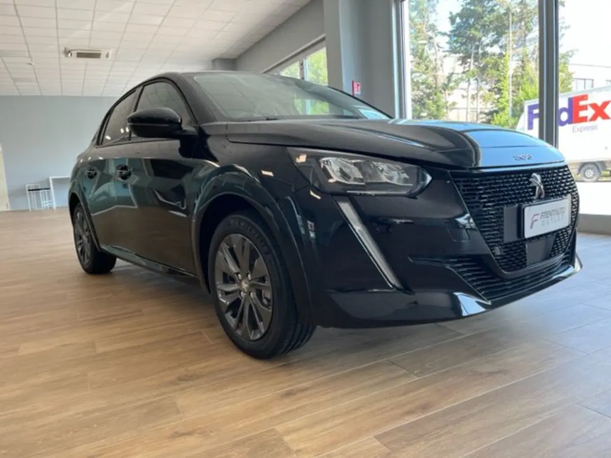 Peugeot 208 nuova a Ascoli Piceno (3)