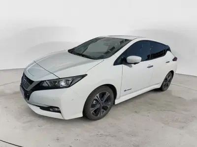 Nissan Leaf Tekna 40 kWh del 2019 usata a Ancona