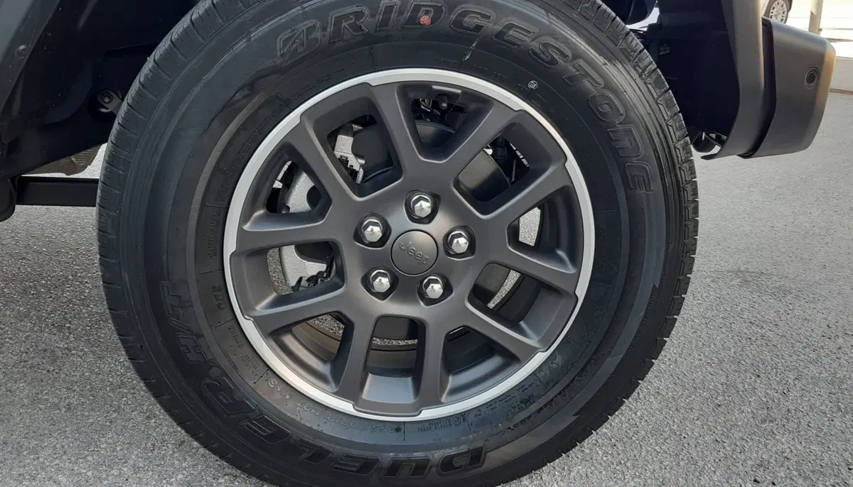 Jeep Gladiator usata a Chieti (19)