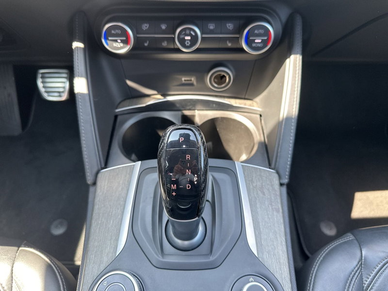 Alfa Romeo Stelvio usata a Chieti (14)