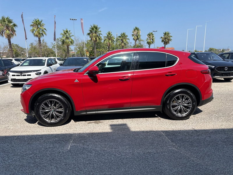 Alfa Romeo Stelvio usata a Chieti (2)