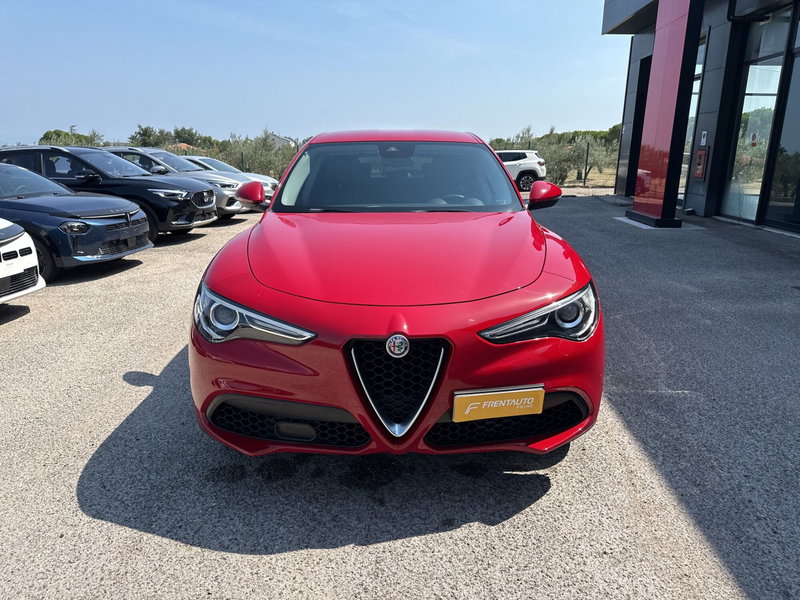 Alfa Romeo Stelvio usata a Chieti (5)