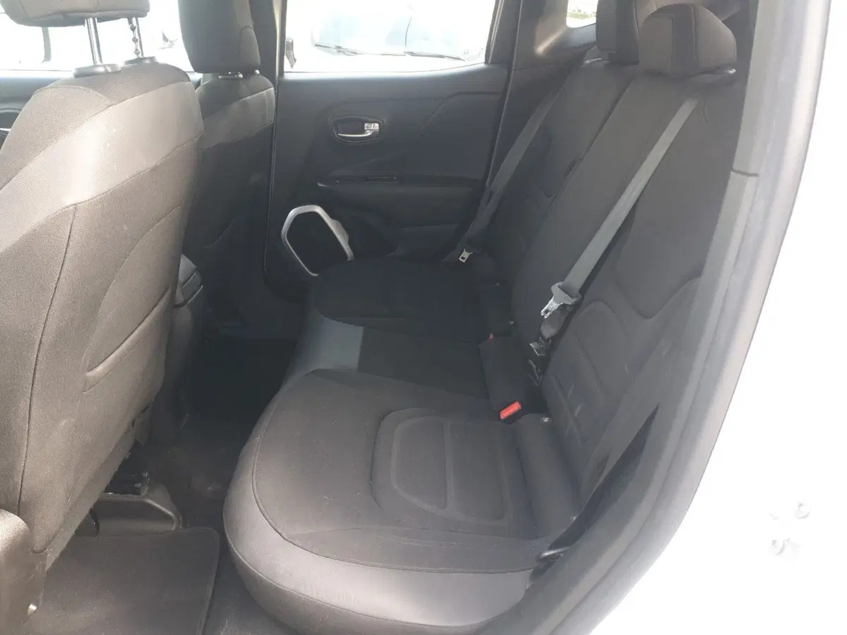 Jeep Renegade usata a Ancona (18)