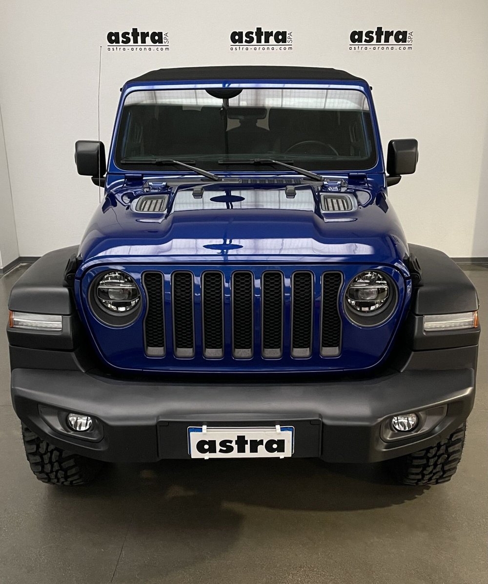 Jeep Wrangler usata a Novara (2)