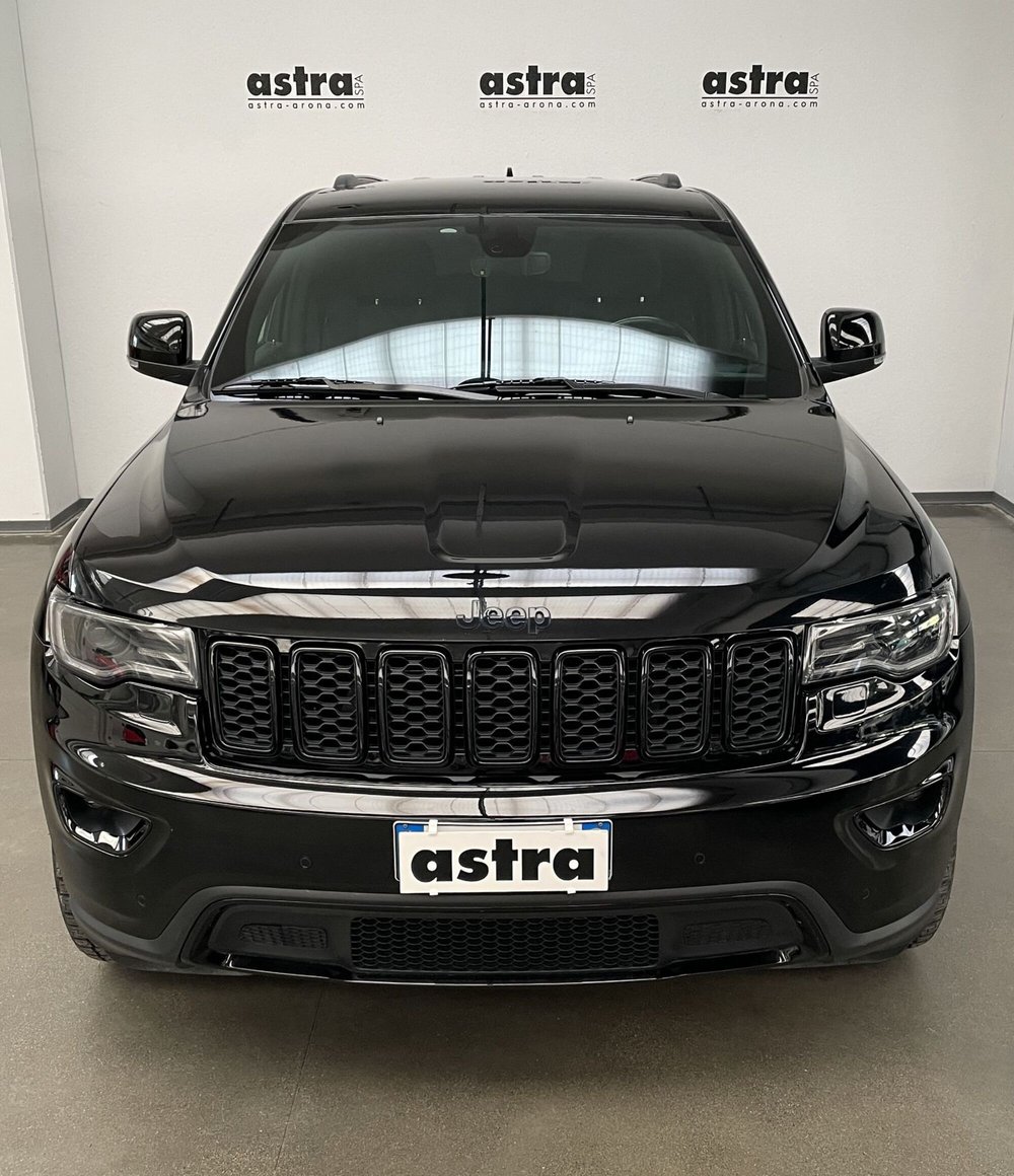 Jeep Grand Cherokee usata a Novara (2)