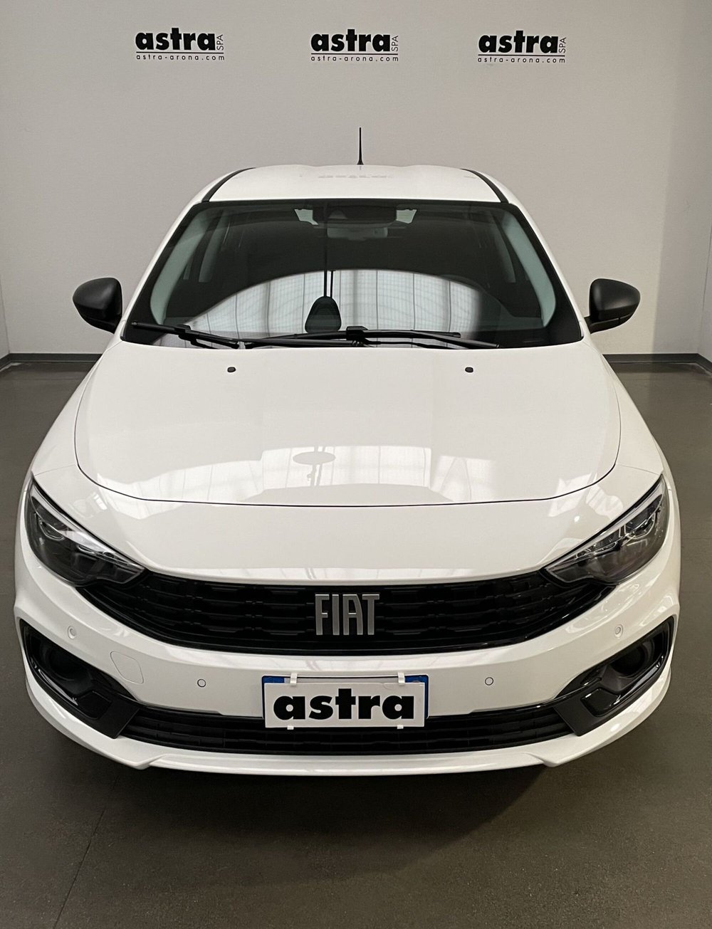 Fiat Tipo Station Wagon nuova a Novara (2)