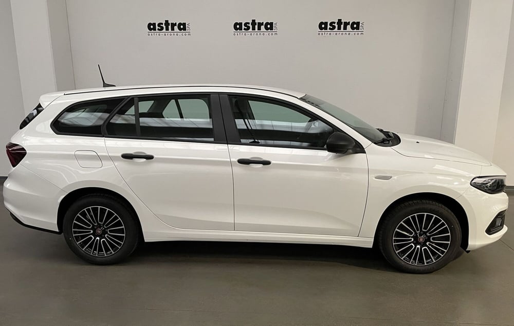 Fiat Tipo Station Wagon nuova a Novara (3)