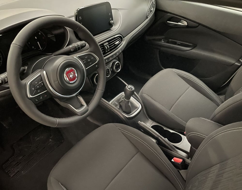 Fiat Tipo Station Wagon nuova a Novara (8)