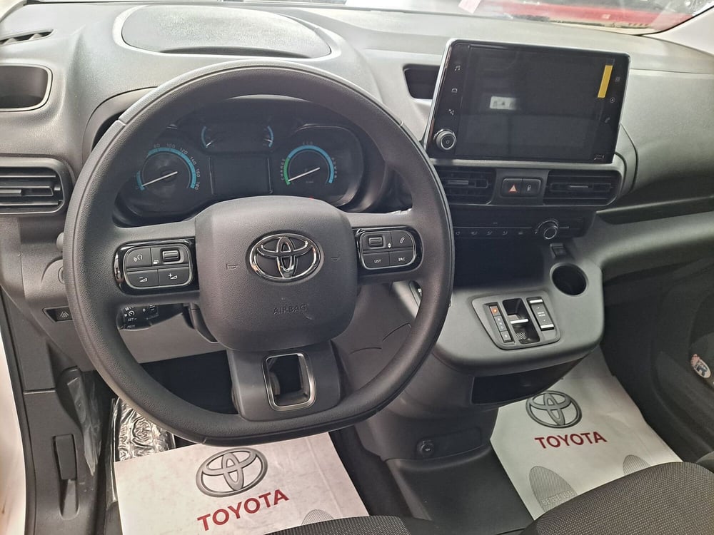 Toyota Proace City Electric usata a Roma (17)