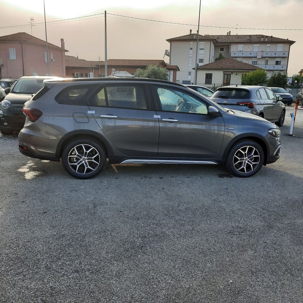 Fiat Tipo Station Wagon nuova a La Spezia (8)