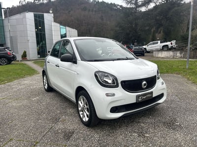 smart forfour forfour 70 1.0 twinamic Passion  del 2017 usata a La Spezia