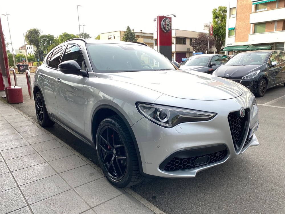 Alfa Romeo Stelvio usata a Reggio Emilia (4)