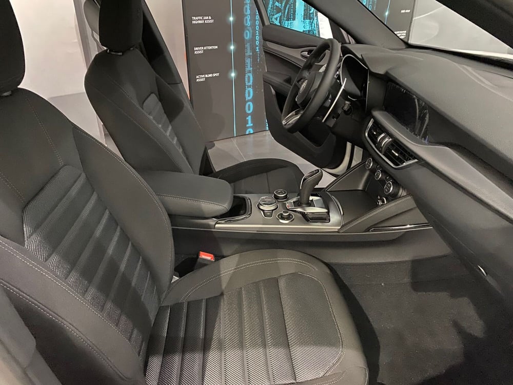 Alfa Romeo Stelvio nuova a Reggio Emilia (13)