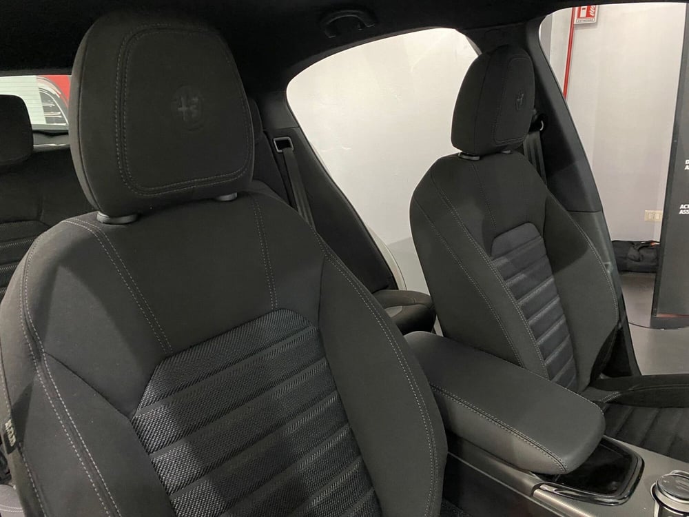 Alfa Romeo Stelvio nuova a Reggio Emilia (15)