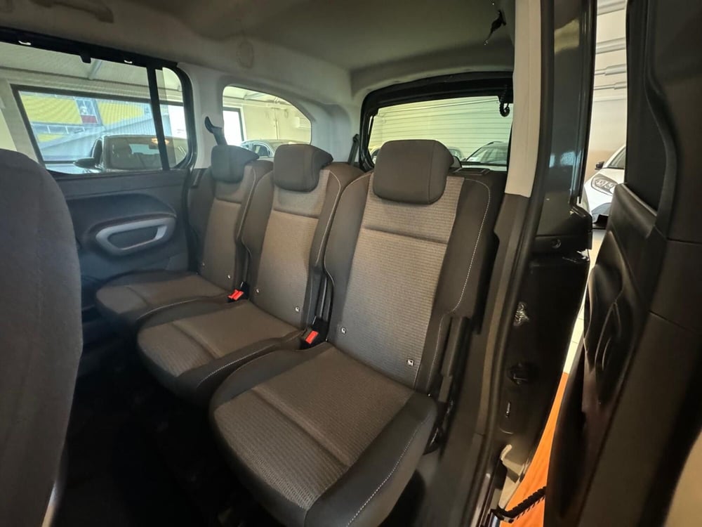 Toyota Proace Verso nuova a Modena (15)