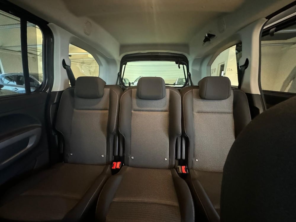 Toyota Proace Verso nuova a Modena (16)