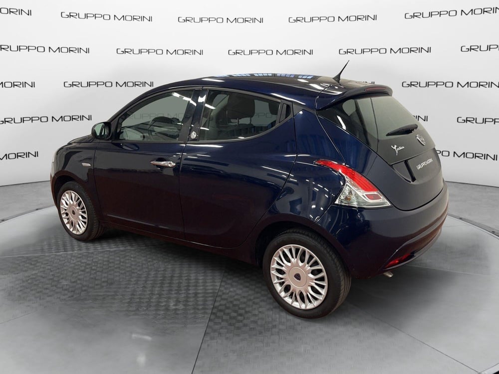 Lancia Ypsilon usata a Bologna (3)