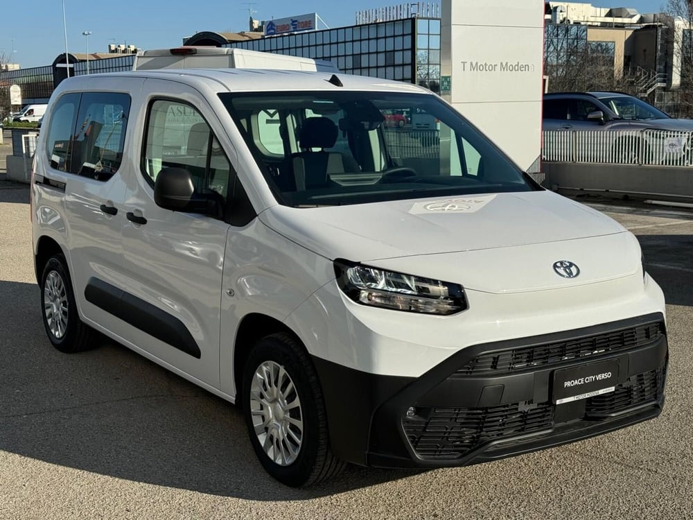 Toyota Proace City Verso nuova a Modena (3)