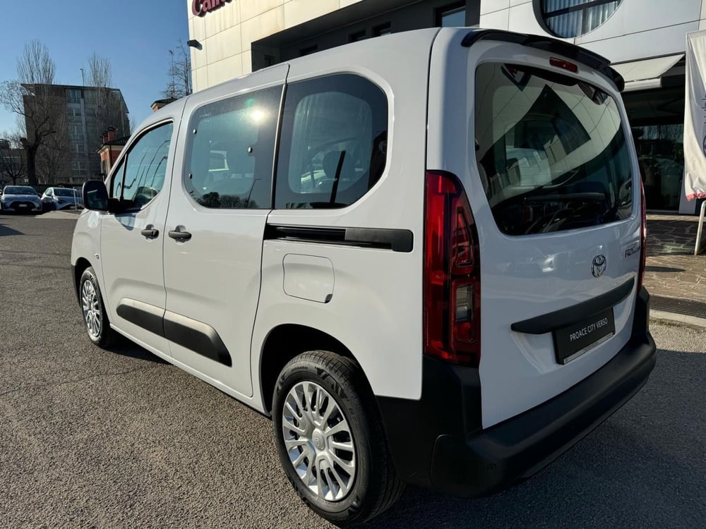 Toyota Proace City Verso nuova a Modena (7)