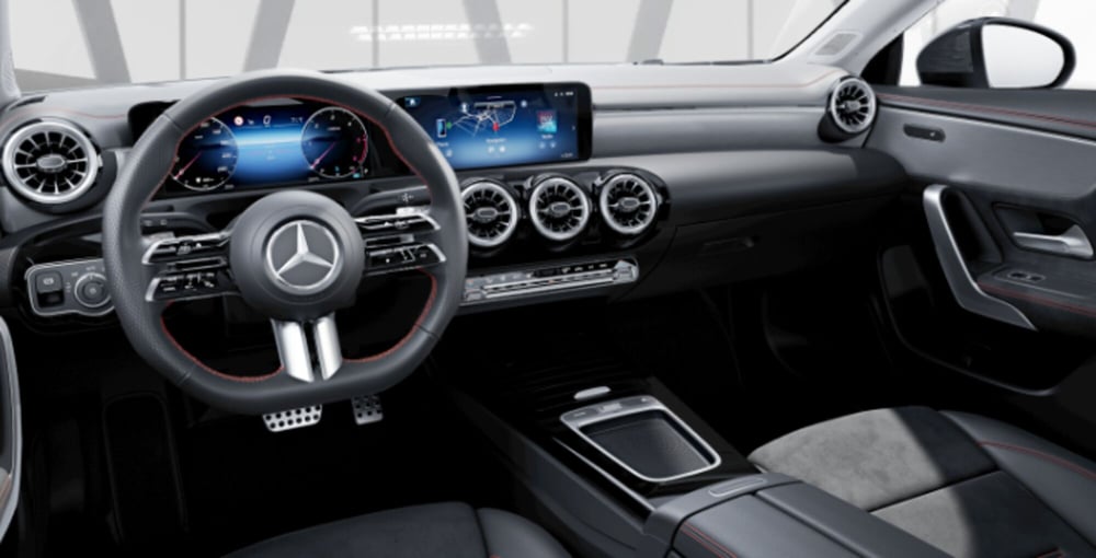 Mercedes-Benz CLA Shooting Brake nuova a Bergamo (5)