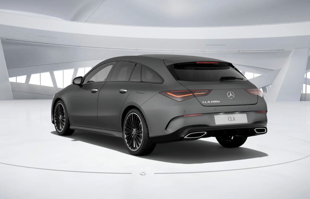 Mercedes-Benz CLA Shooting Brake nuova a Bergamo (2)