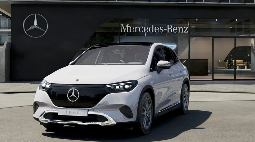 Mercedes-Benz EQE SUV nuova a Bergamo (6)