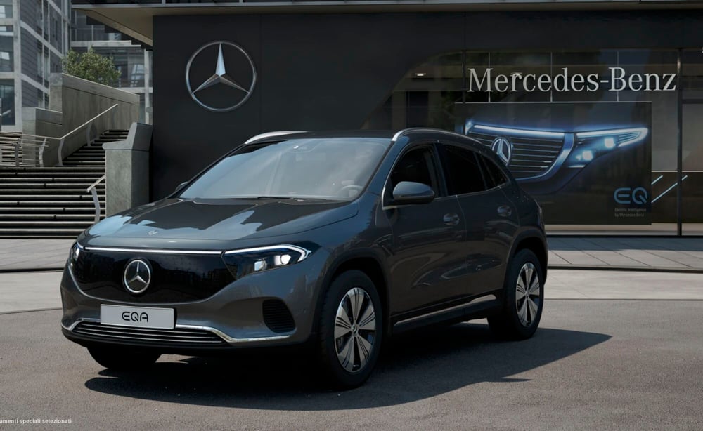 Mercedes-Benz EQA nuova a Bergamo (12)