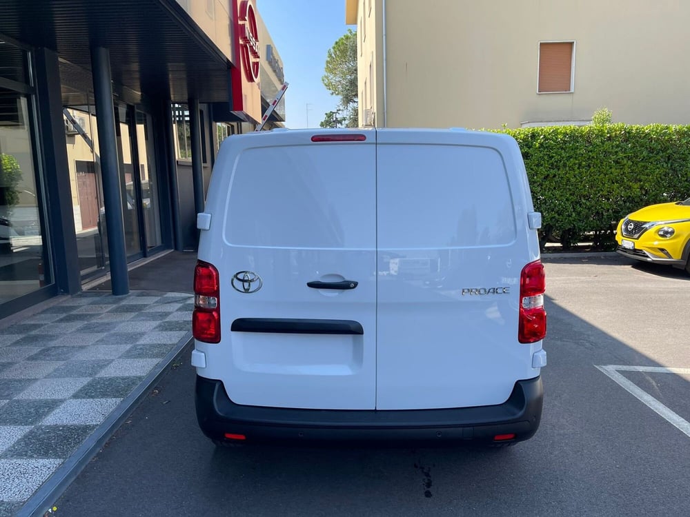 Toyota Proace nuova a Bologna (5)