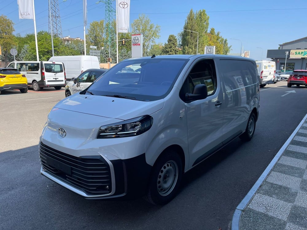 Toyota Proace nuova a Bologna