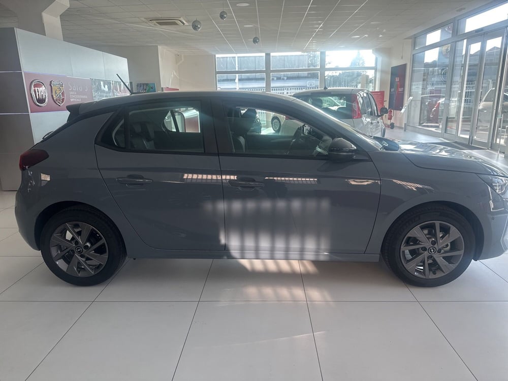 Opel Corsa-e nuova a Benevento (2)