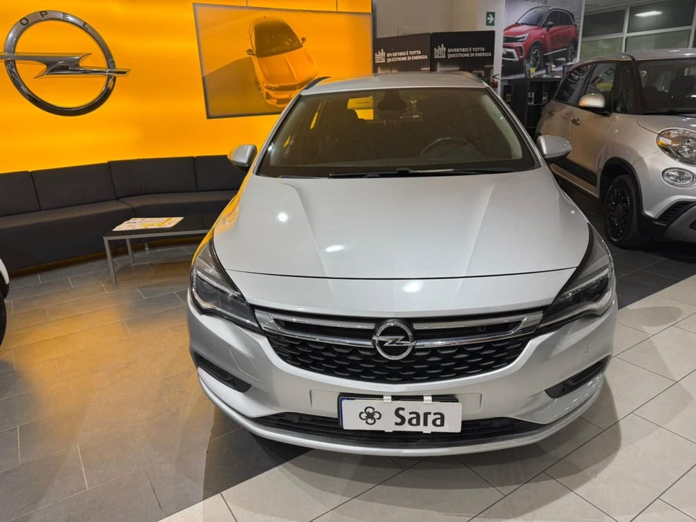 Opel Astra usata a Benevento