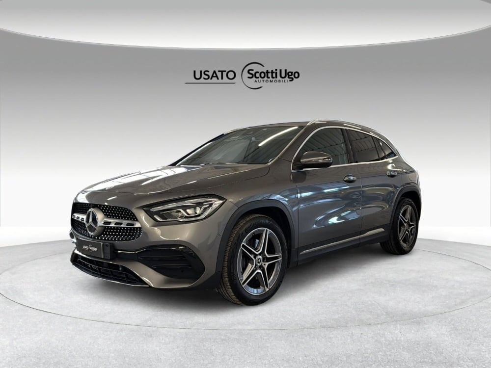 Mercedes-Benz GLA SUV usata a Siena