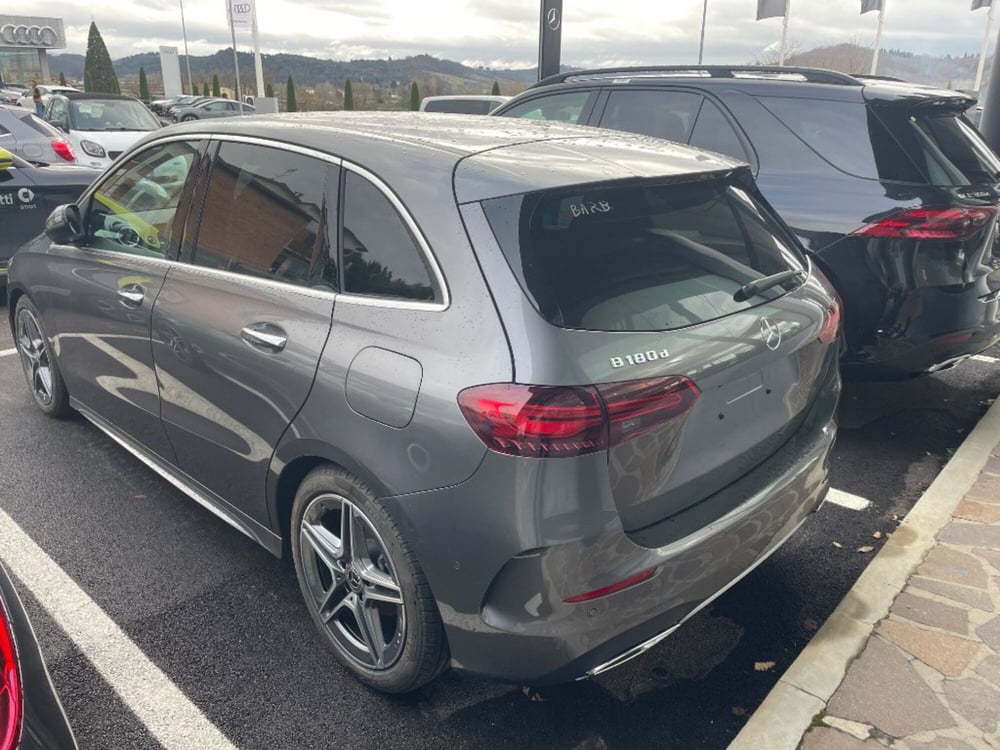 Mercedes-Benz Classe B nuova a Firenze (3)