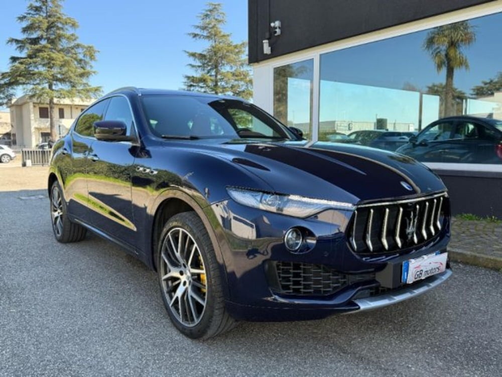 Maserati Levante usata a Bologna (2)