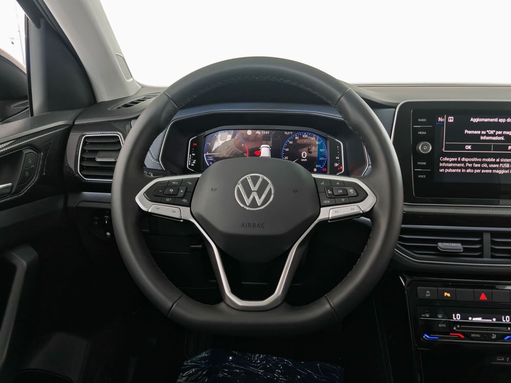 Volkswagen T-Cross nuova a Palermo (9)