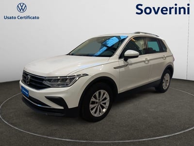 Volkswagen Tiguan 2.0 TDI 150 CV SCR DSG Life del 2020 usata a Bologna