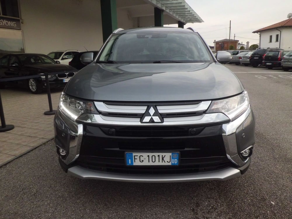 Mitsubishi Outlander usata a Pordenone (4)