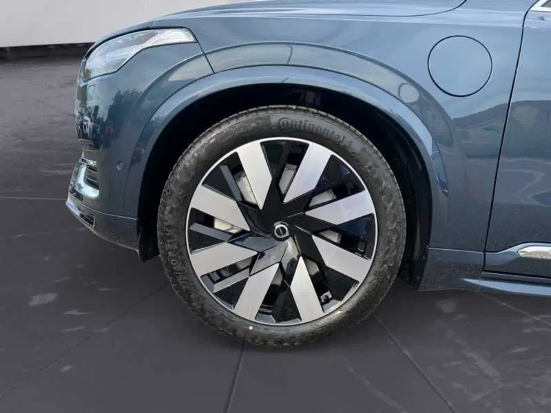 Volvo XC90 nuova a Pordenone (12)