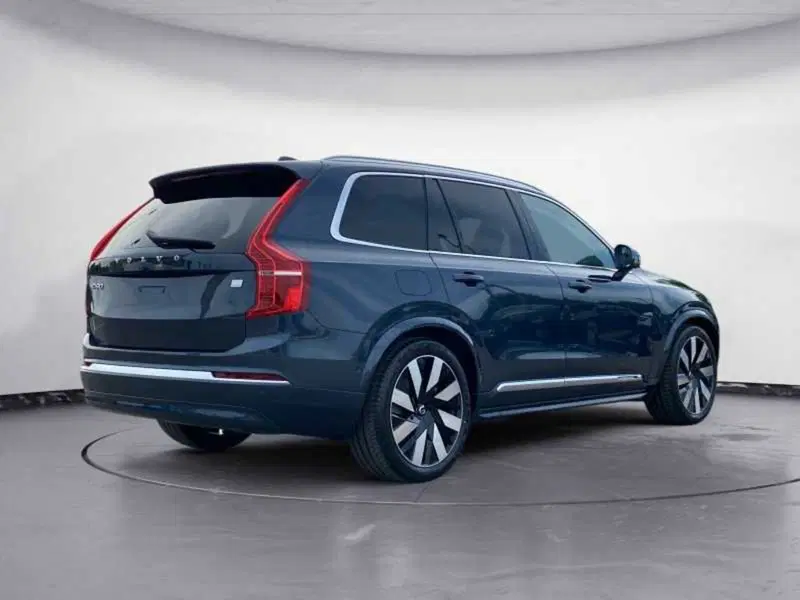Volvo XC90 nuova a Pordenone (4)