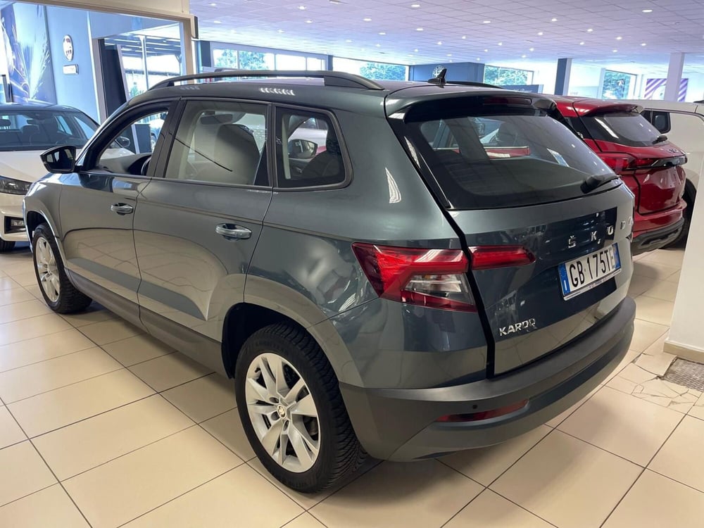 Skoda Karoq usata a Milano (4)