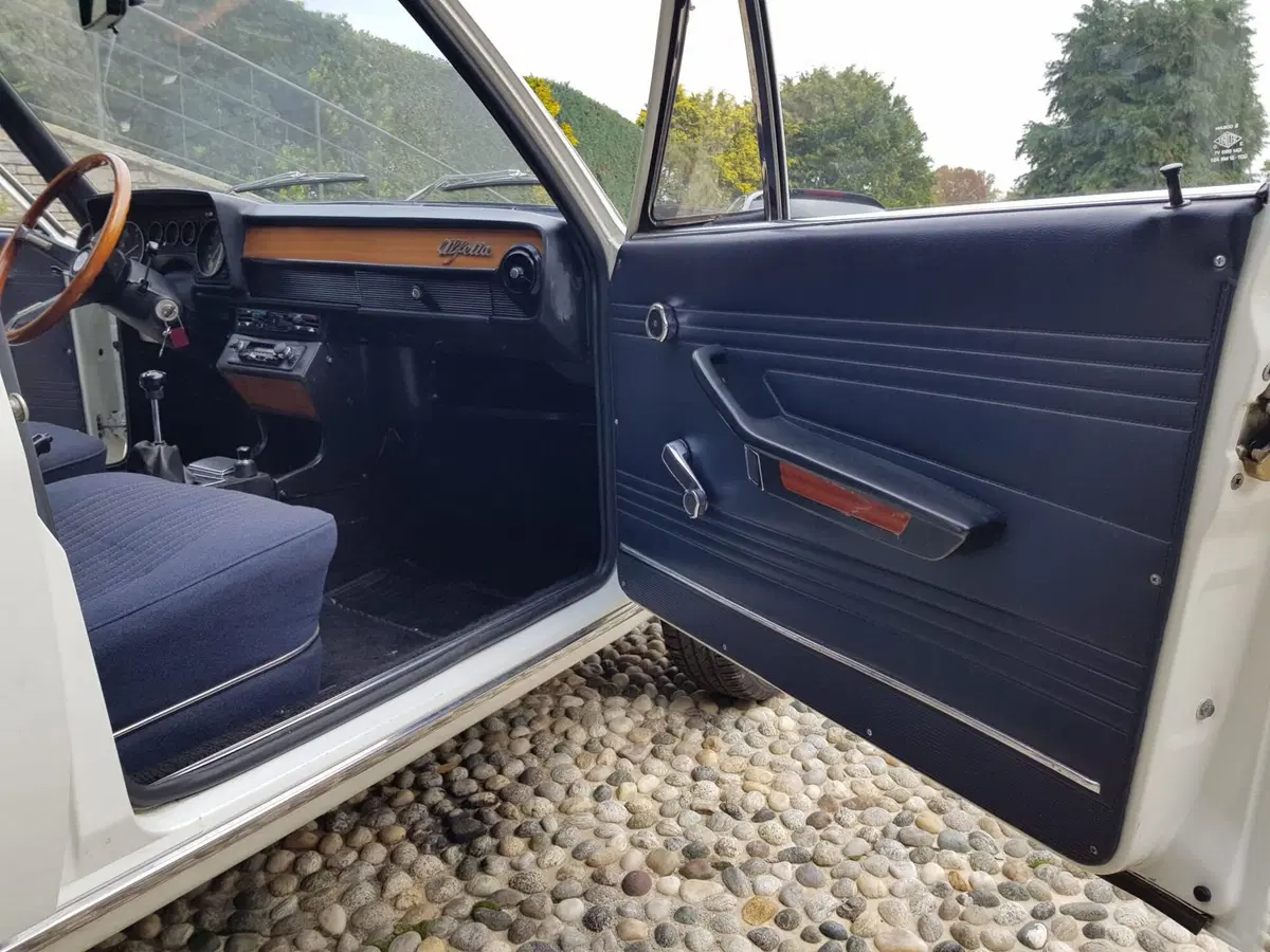 Alfa Romeo Alfetta usata a Como (6)