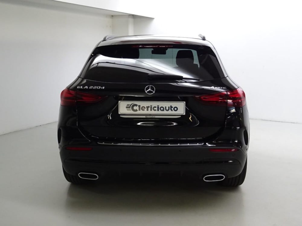 Mercedes-Benz GLA SUV usata a Como (7)