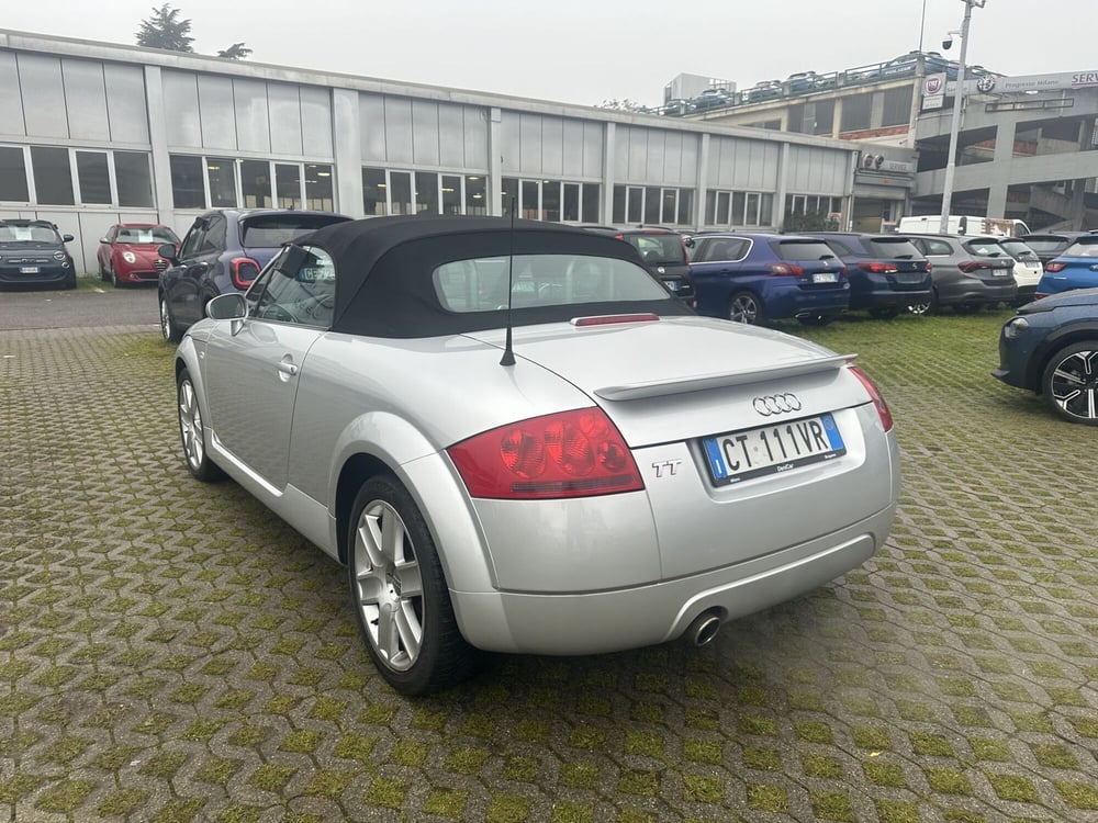 Audi TT Cabrio usata a Milano (7)